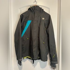 SOLD - DC Mens Heavy Snowboarding Ski Jacket Size XS